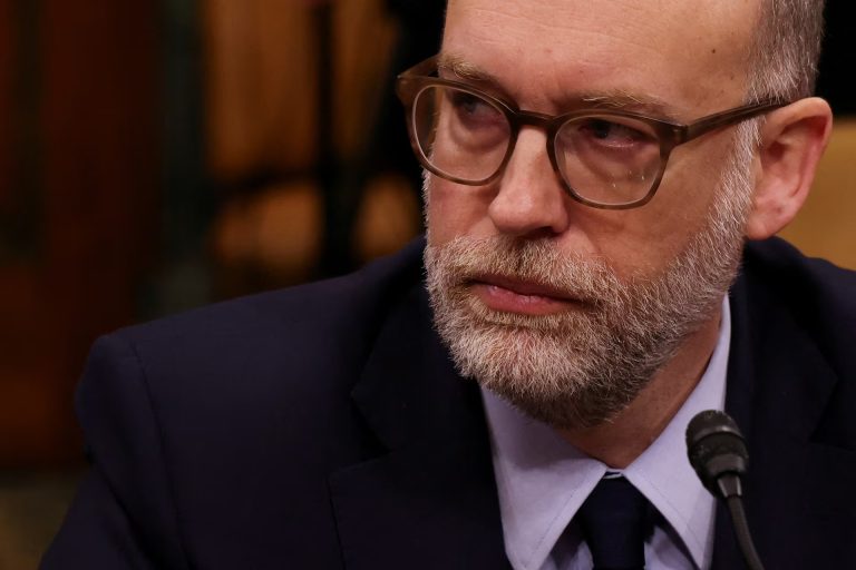 US consumer finance tells employees to stop working