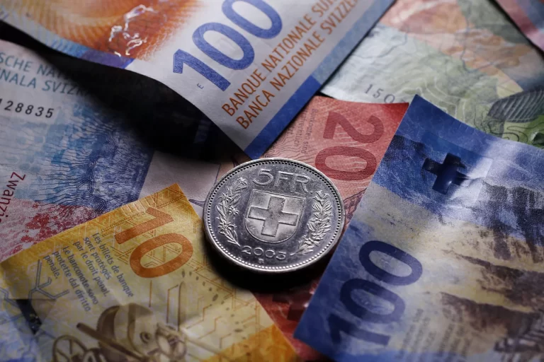 Switzerland Defends Cash in Landmark Vote: A Victory for Freedom Against Digital Tyranny