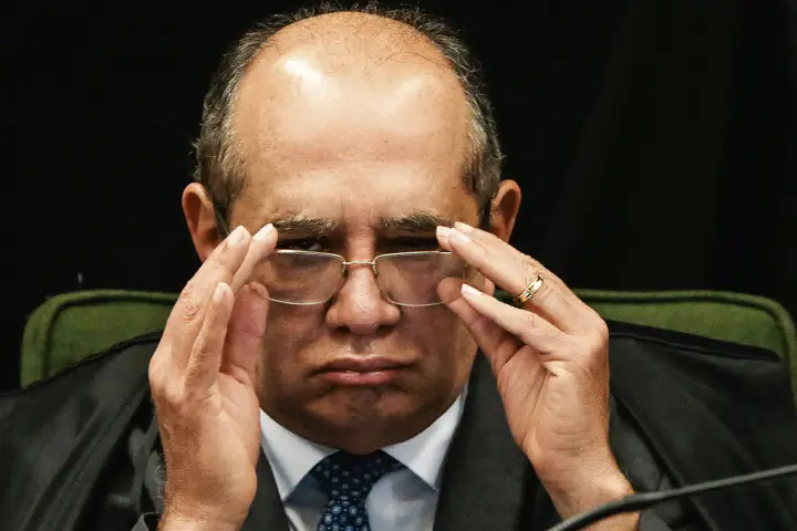 Gilmar Mendes Public Attacks on Fellow Justices Violate Judicial Ethics Law