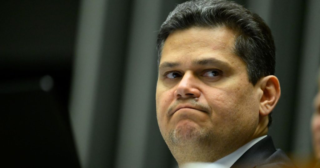 Brazilian Senate Shield: Alcolumbre’s Refusal Tests Whether Congress Can Hide Who Walks Its Halls